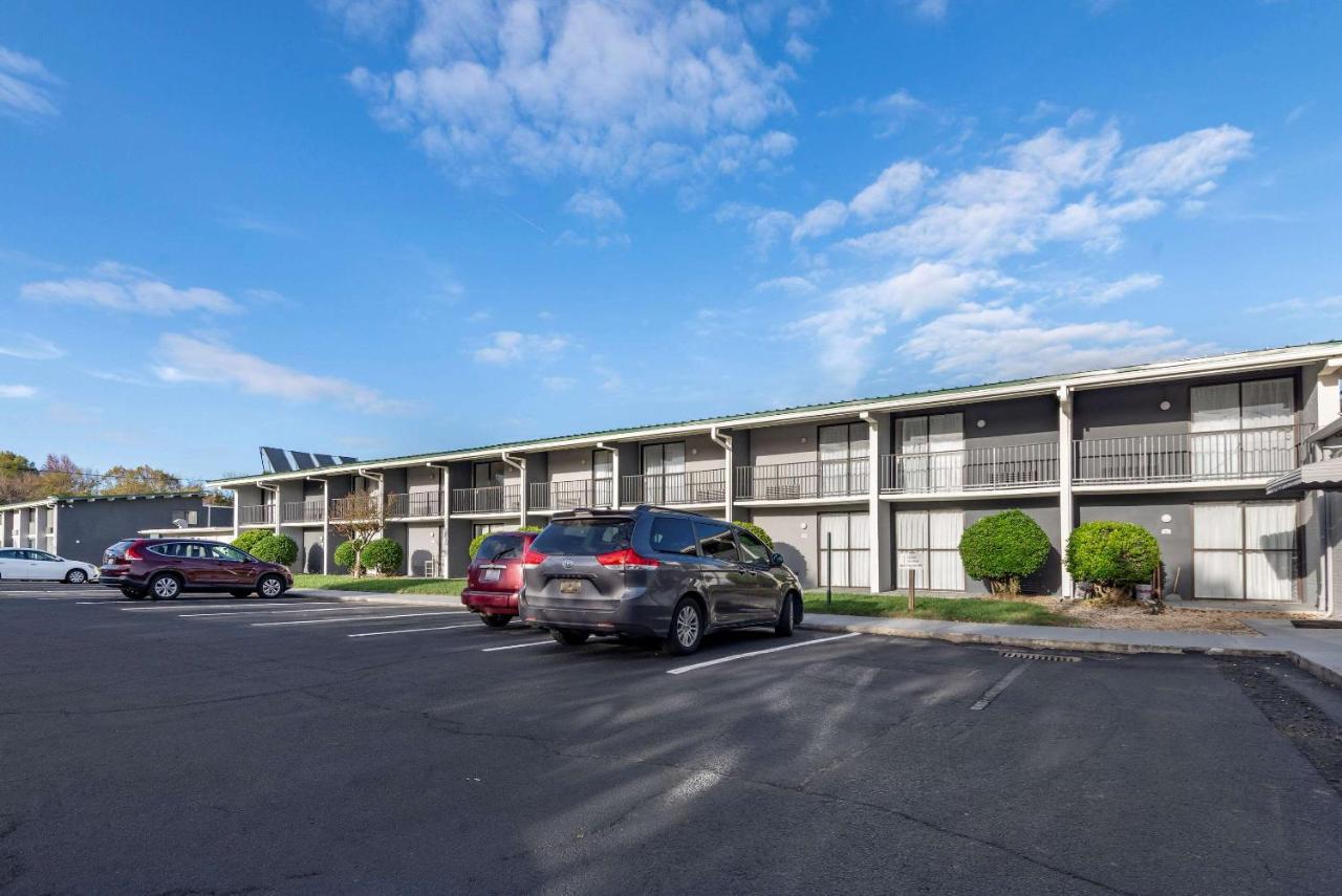 Quality Inn Rock Hill Bagian luar foto