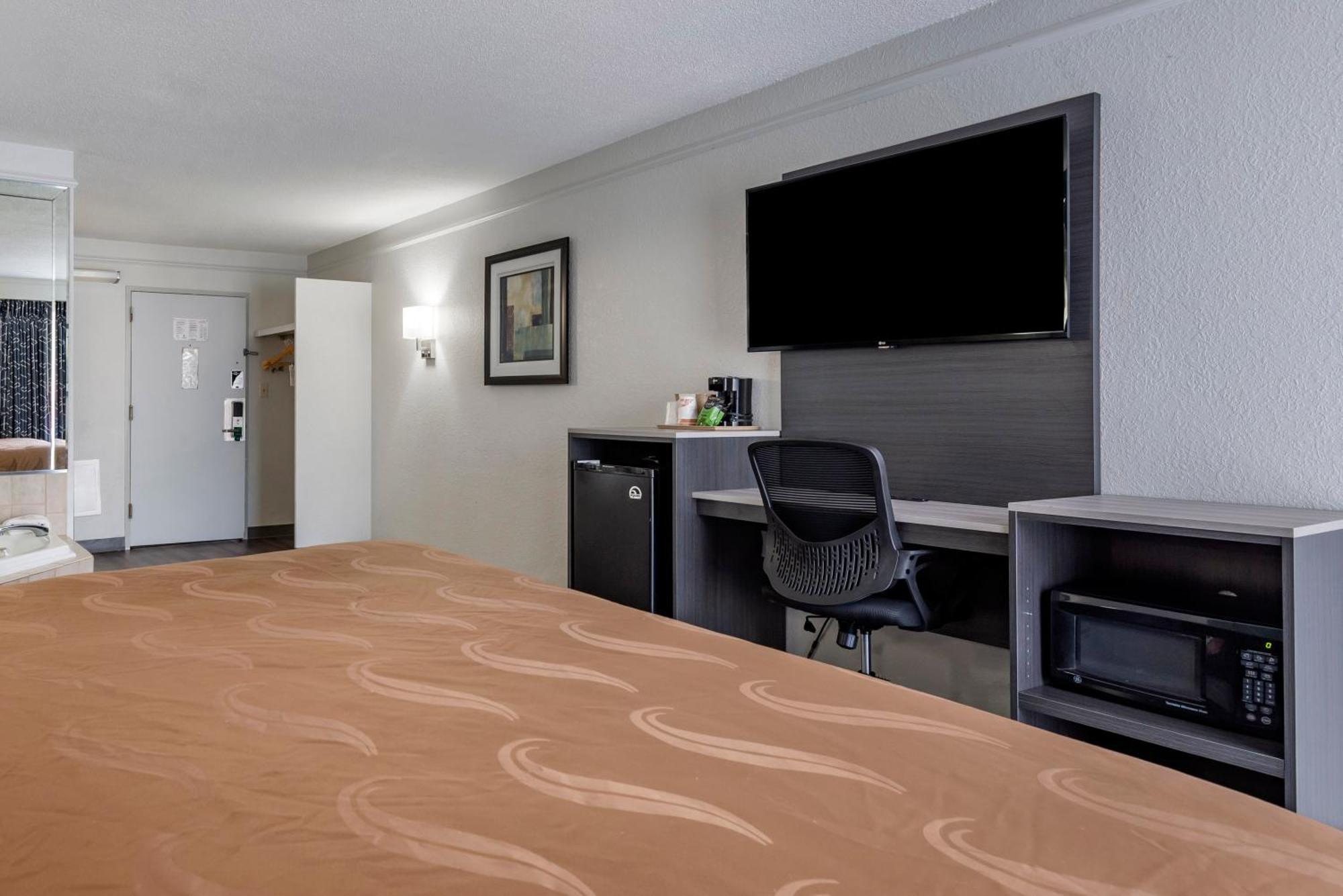 Quality Inn Rock Hill Bagian luar foto