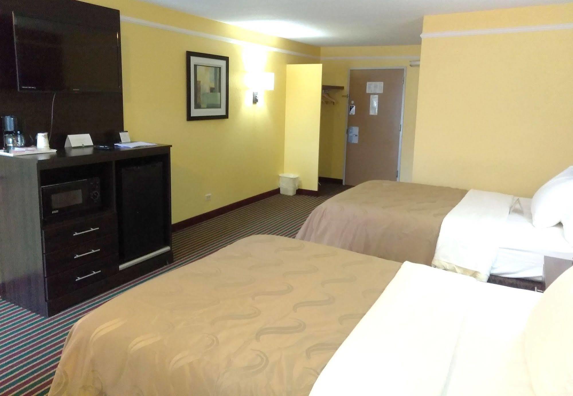 Quality Inn Rock Hill Bagian luar foto