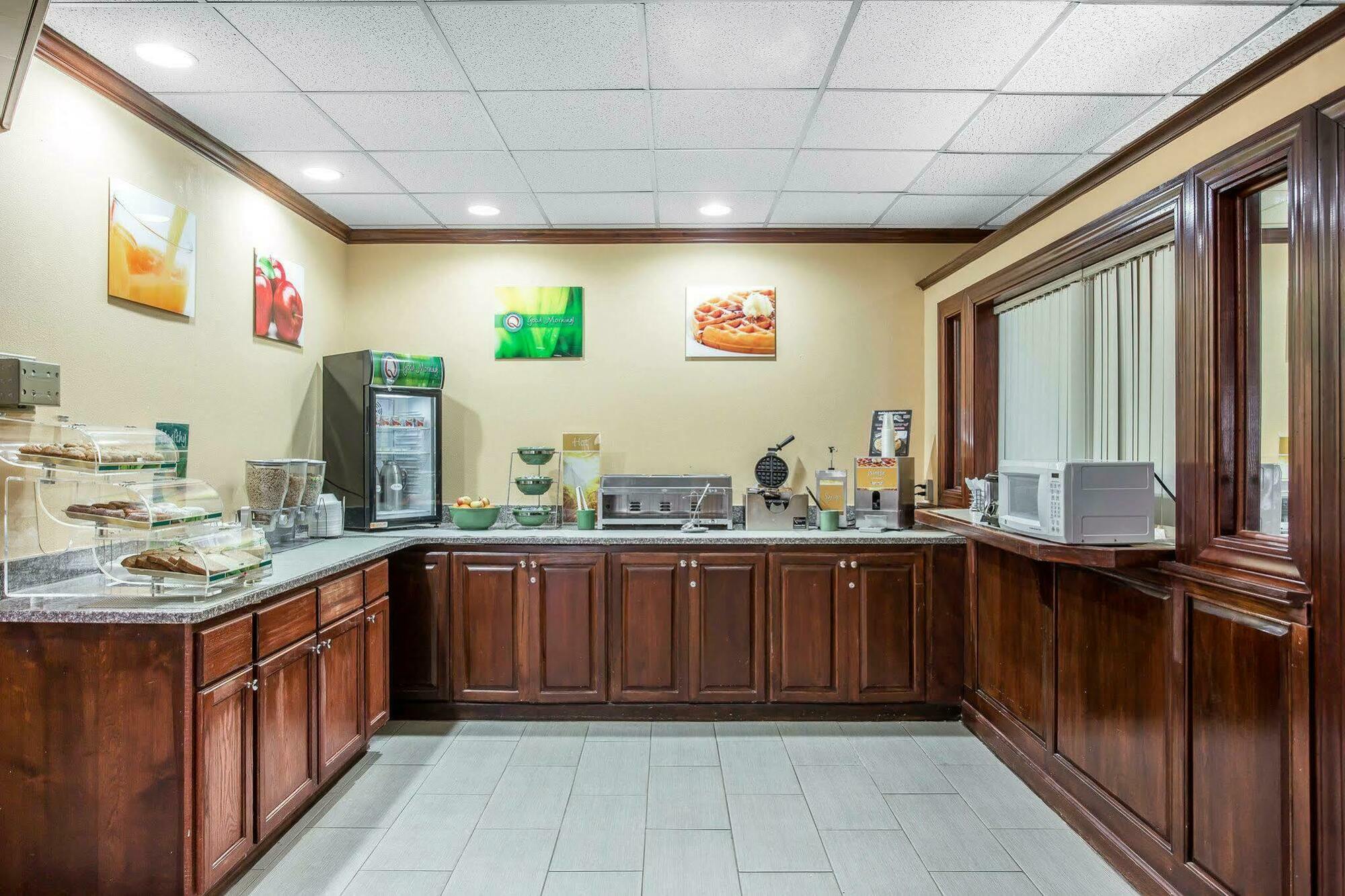 Quality Inn Rock Hill Bagian luar foto